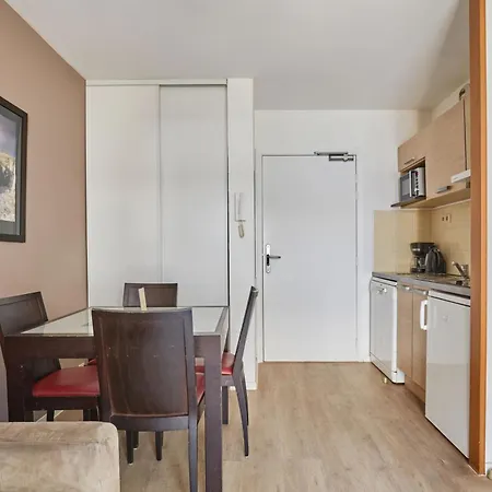 Appart'Hotel Odalys City - Antibes Olympe-2